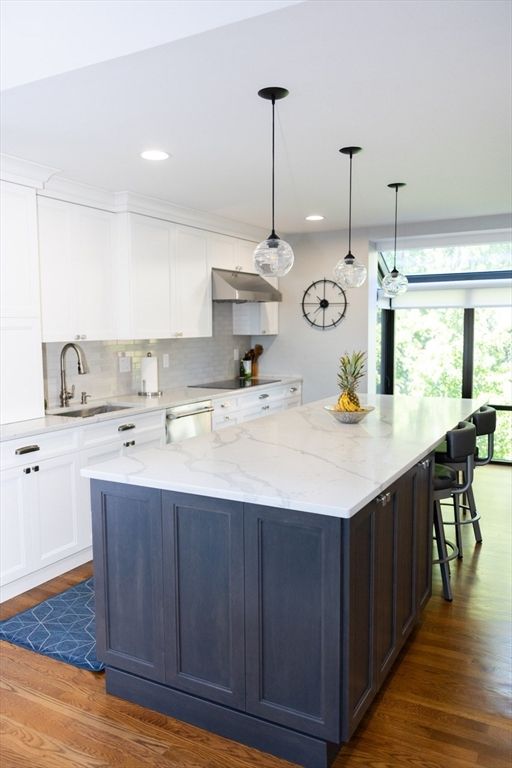 Interior, Kitchen, Pendant Lights, Recessed Lighting, Wood Texture Flooring