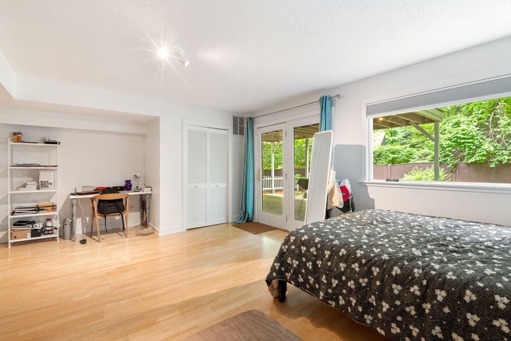 Bedroom, Home Office, Interior, Wood Texture Flooring