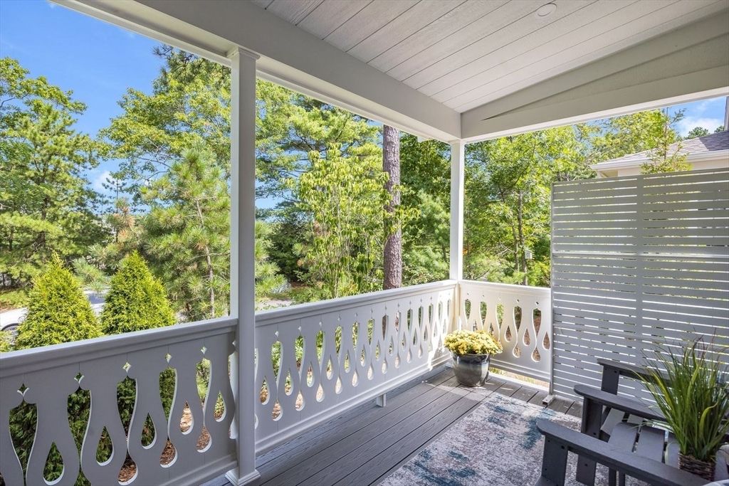 Exterior, Wood Texture Flooring