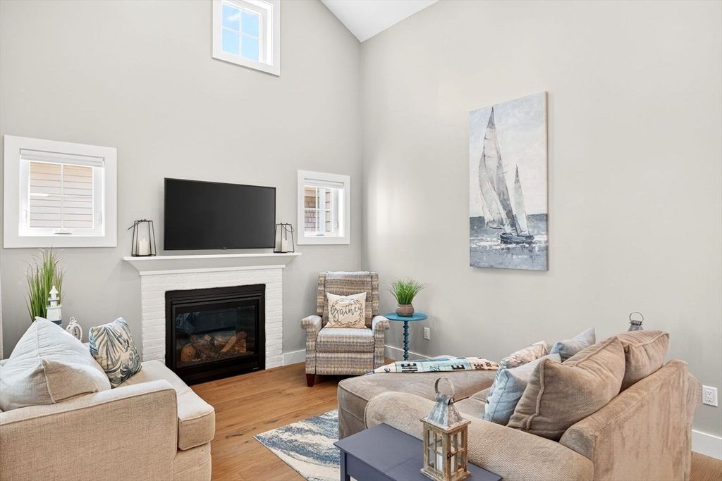 Fireplace, Interior, Living room, Wood Texture Flooring