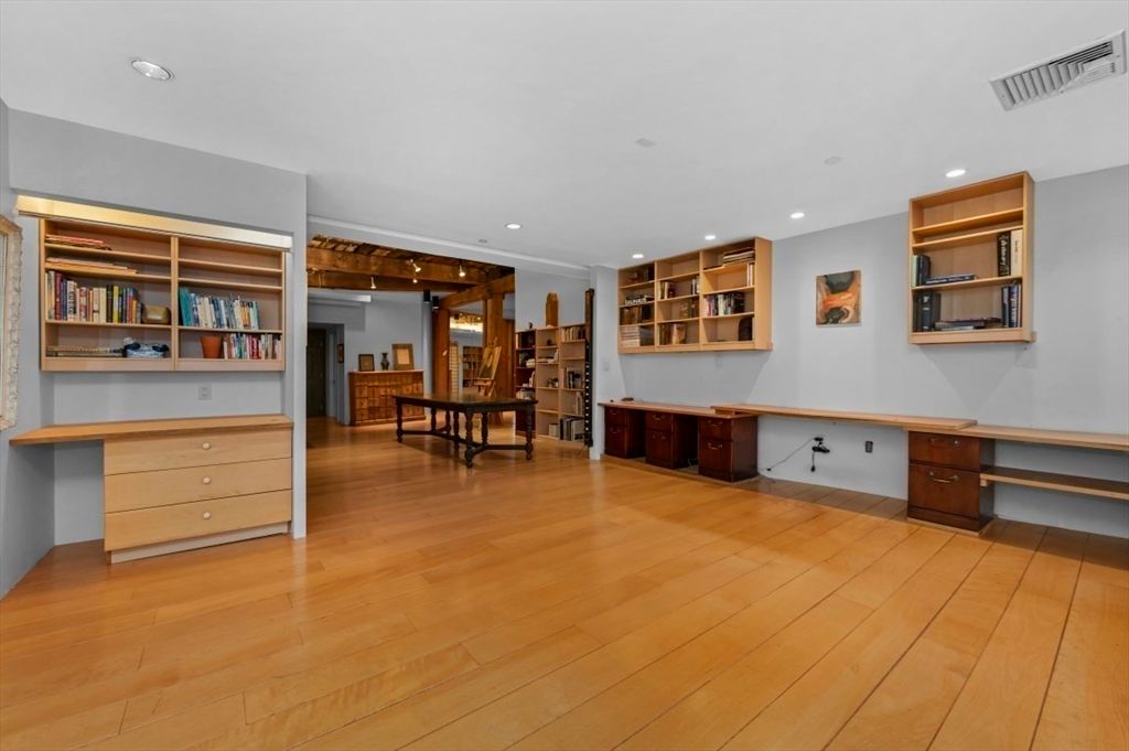 Home Office, Interior, Recessed Lighting, Wood Texture Flooring