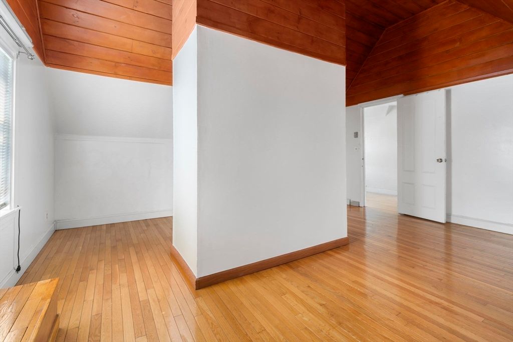 Empty room, Interior, Wooden Ceilings, Wood Texture Flooring