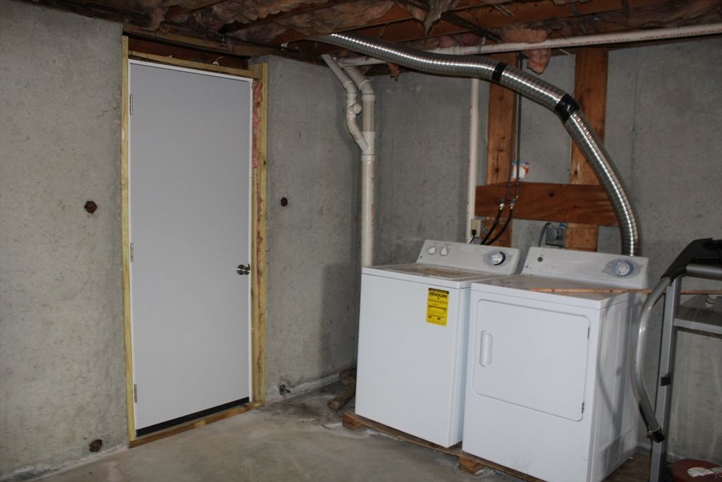 Interior, Utility Closets, Washer
