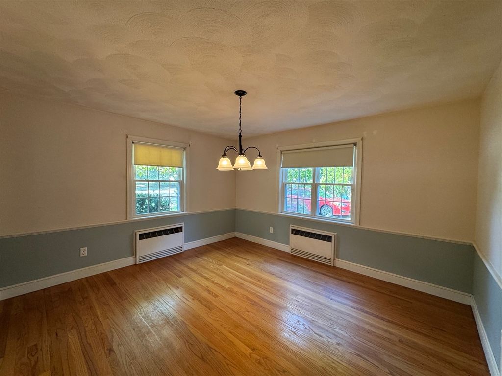Chandelier, Empty room, Interior, Pendant Lights, Wood Texture Flooring