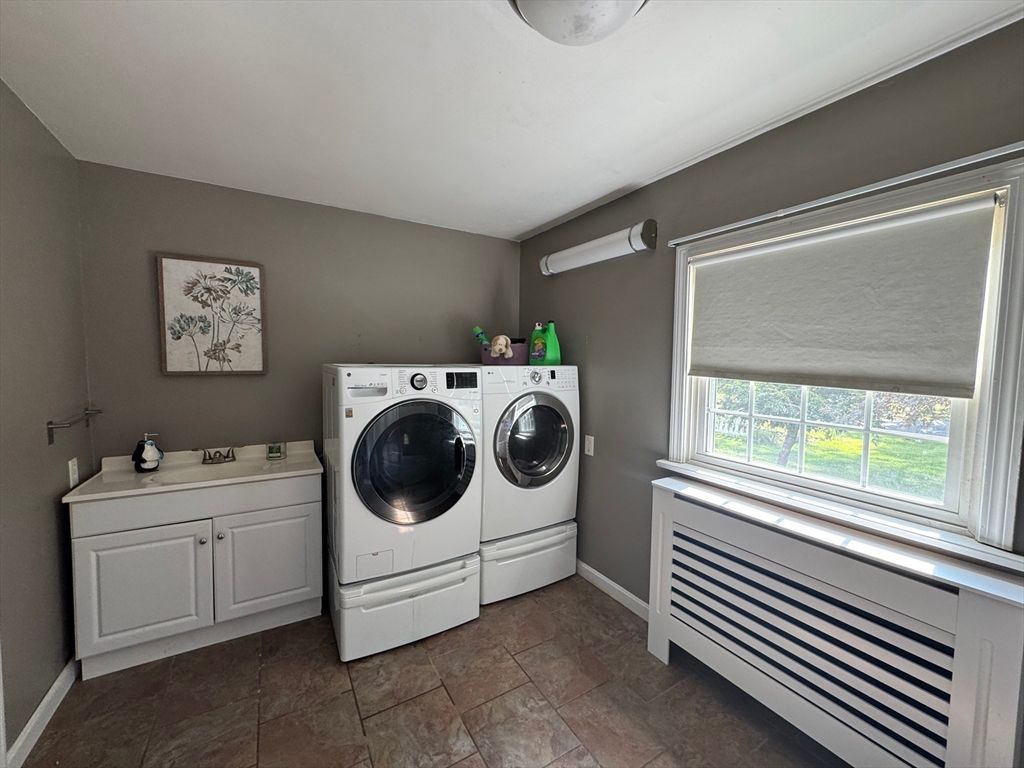 Interior, Washer
