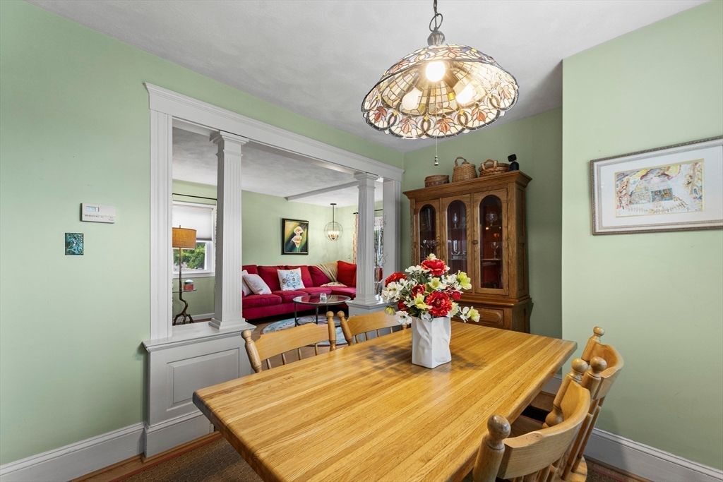 Dining room, Interior, Living room, Pendant Lights, Wood Texture Flooring