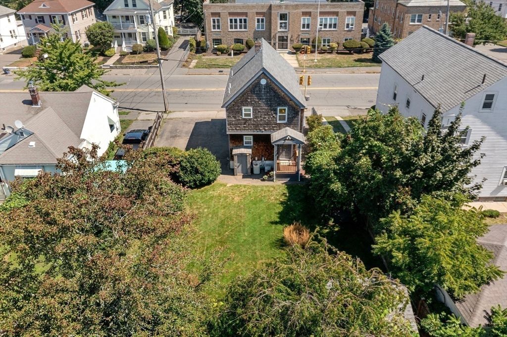 Exterior, Drone