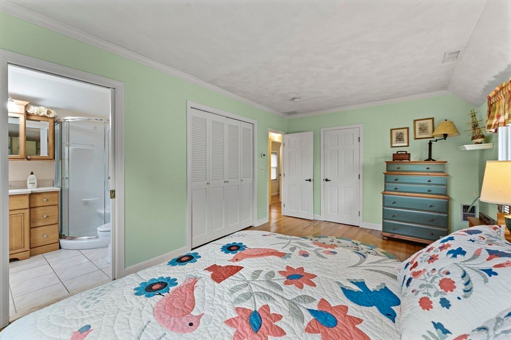 Bathroom, Bedroom, Interior, Wood Texture Flooring