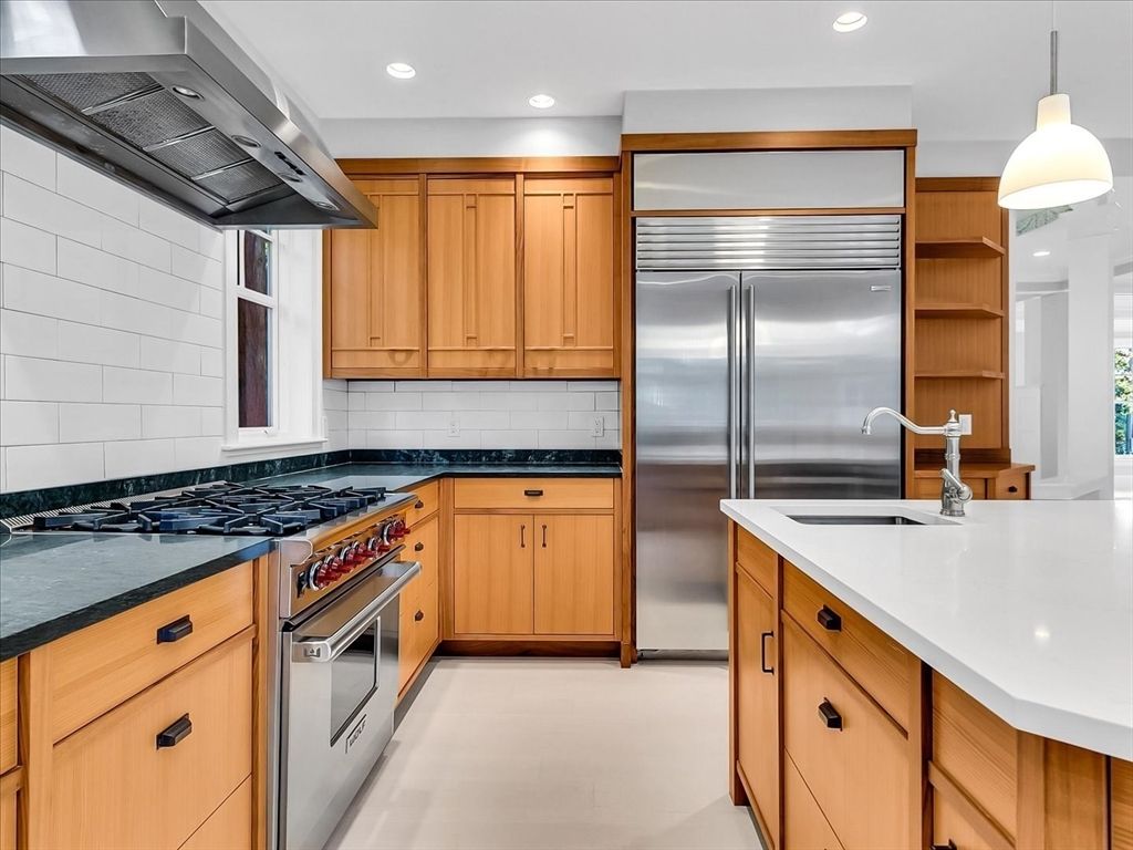 Interior, Kitchen, Pendant Lights, Recessed Lighting, Stainless Steel Appliances