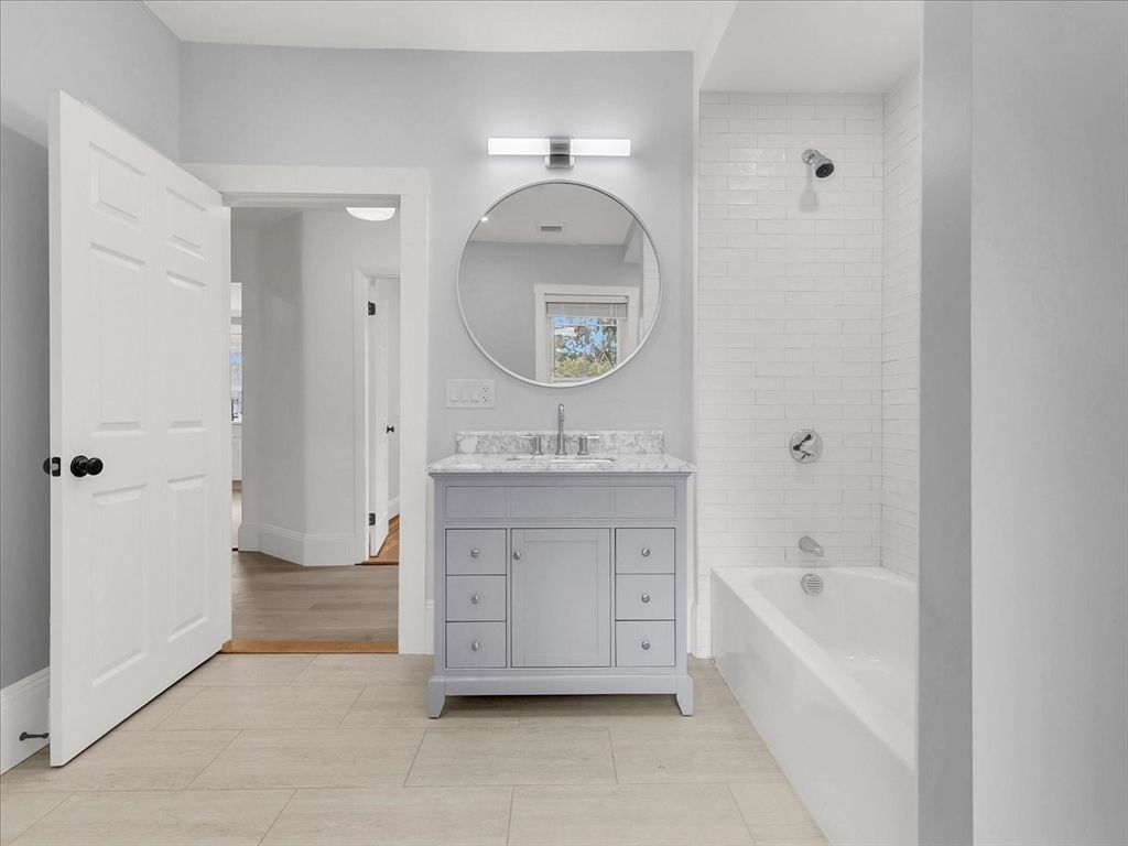 Bathroom, Interior, Wood Texture Flooring