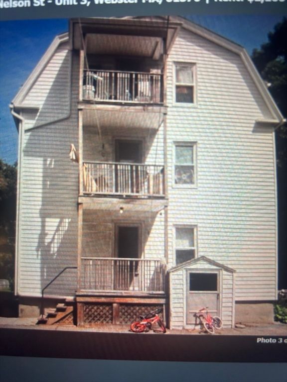 Detached Garage, Exterior