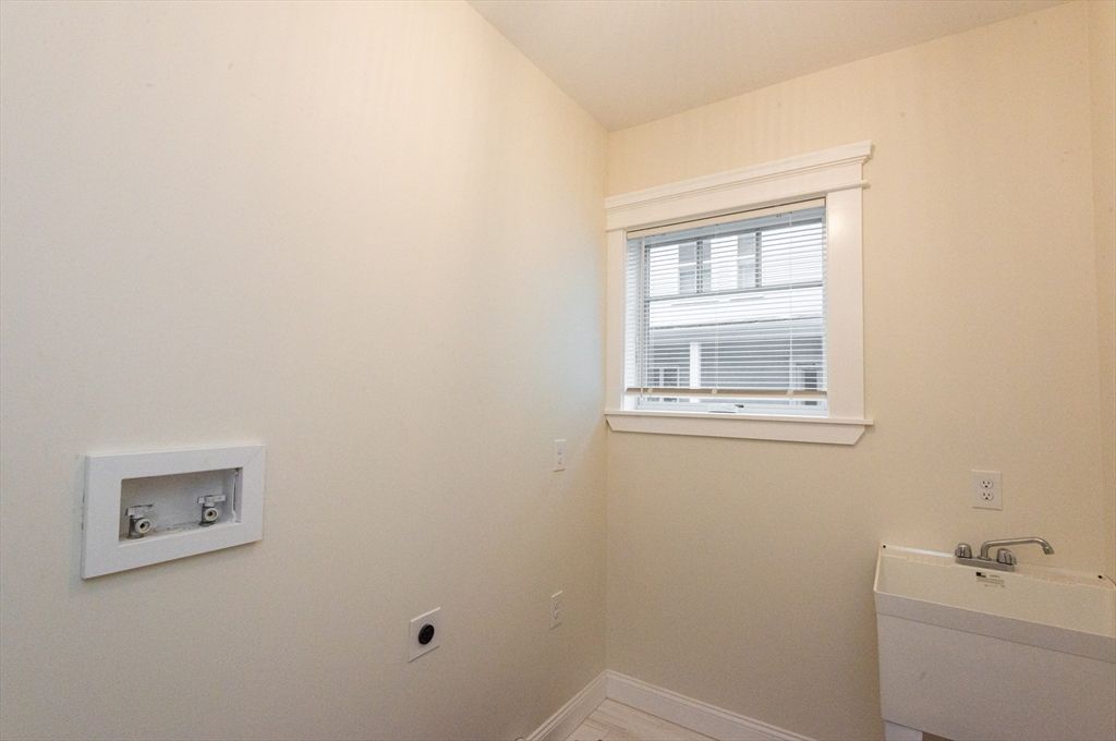 Bathroom, Empty room, Interior
