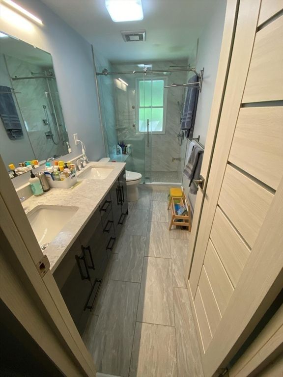 Bathroom, Dual Sink Vanities, Free Standing Baths, Glass Shower, Interior