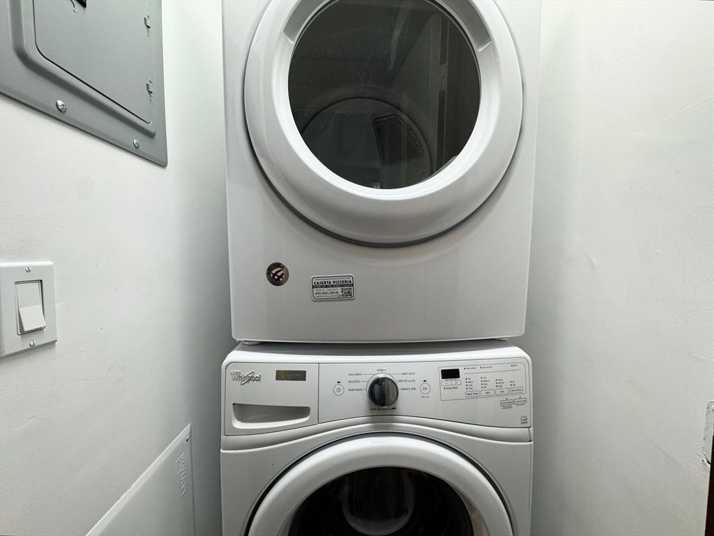 Interior, Utility Closets, Washer