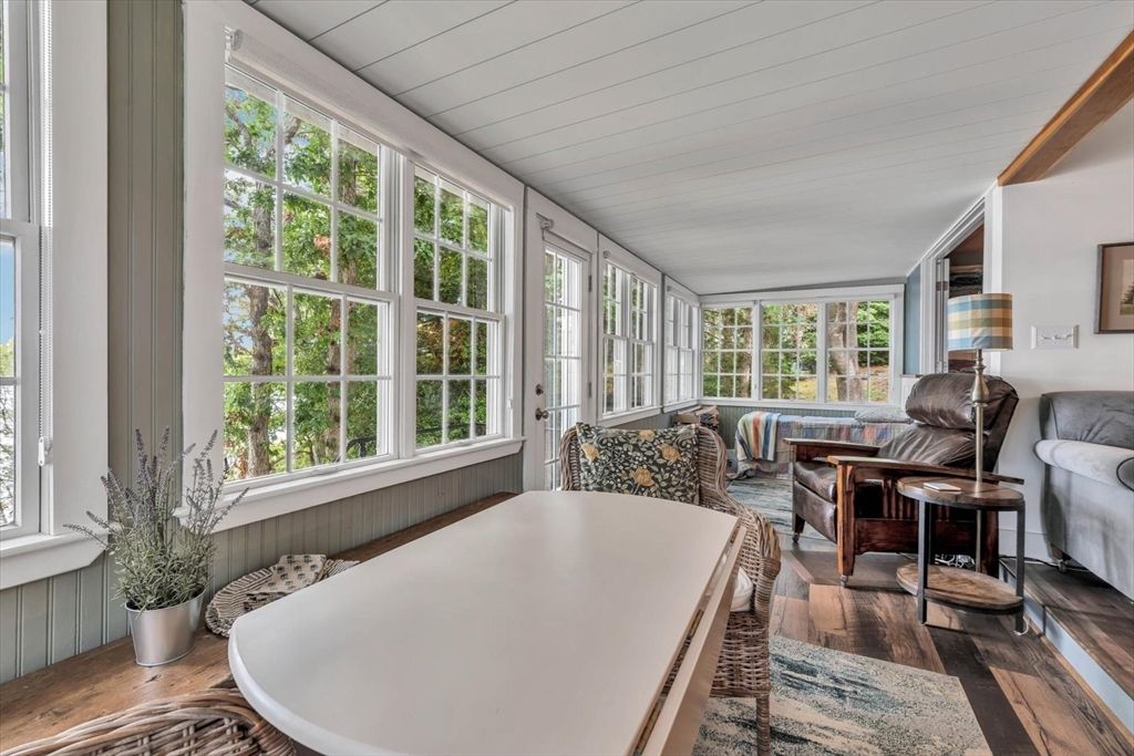 Interior, Living room, Sun Room, Wood Texture Flooring