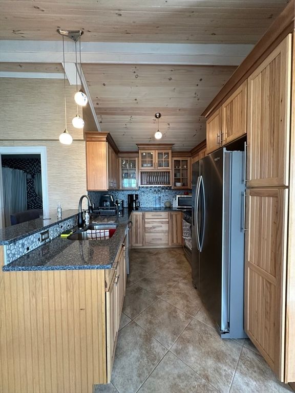 Interior, Kitchen, Pendant Lights, Wooden Ceilings