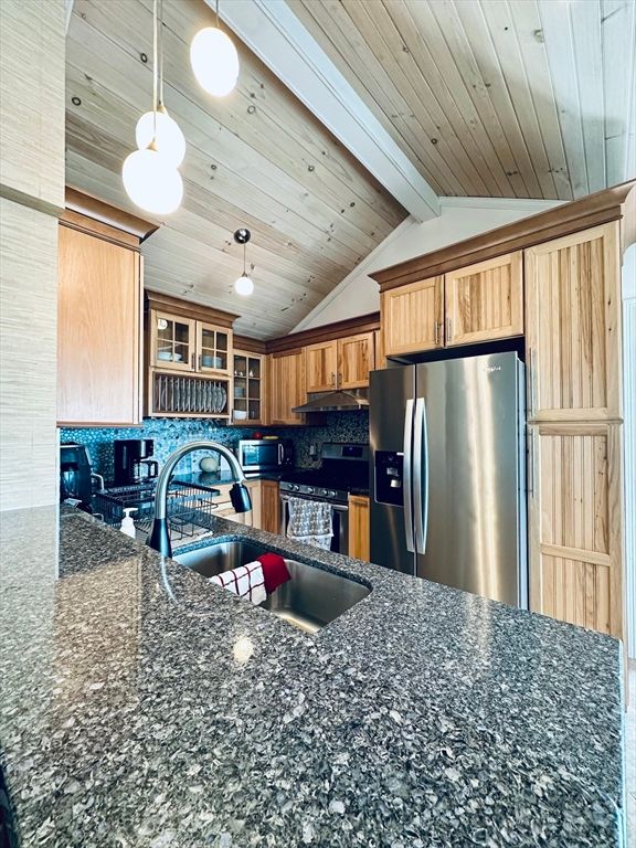 Interior, Kitchen, Pendant Lights, Wooden Ceilings