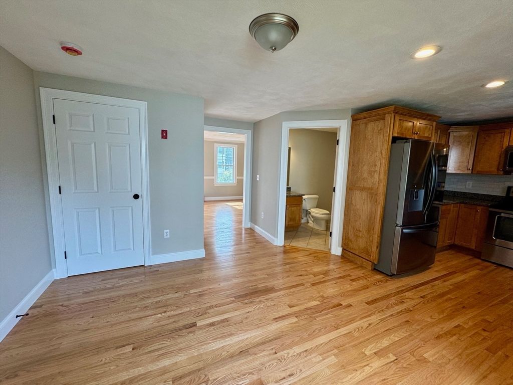 Bathroom, Interior, Kitchen, Recessed Lighting, Wood Texture Flooring