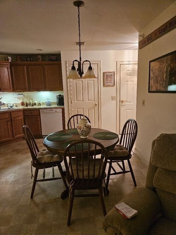 Dining room, Interior, Kitchen, Pendant Lights