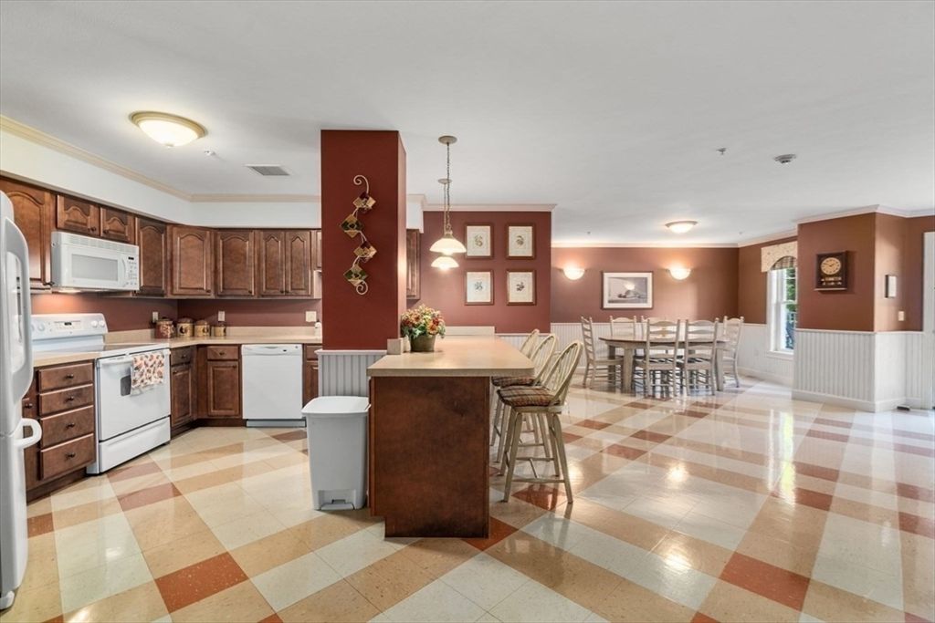Dining room, Interior, Kitchen, Pendant Lights