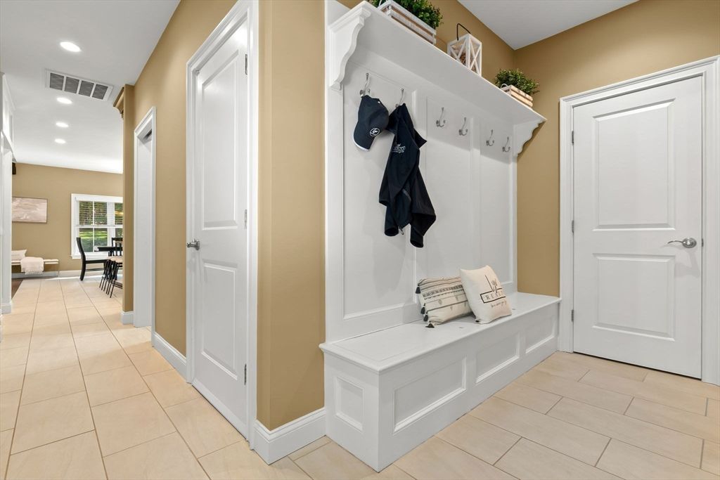 Interior, Recessed Lighting