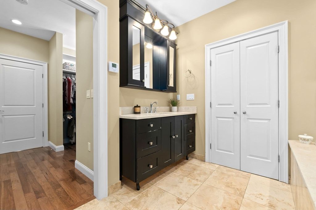 Bathroom, Interior, Recessed Lighting, Wood Texture Flooring