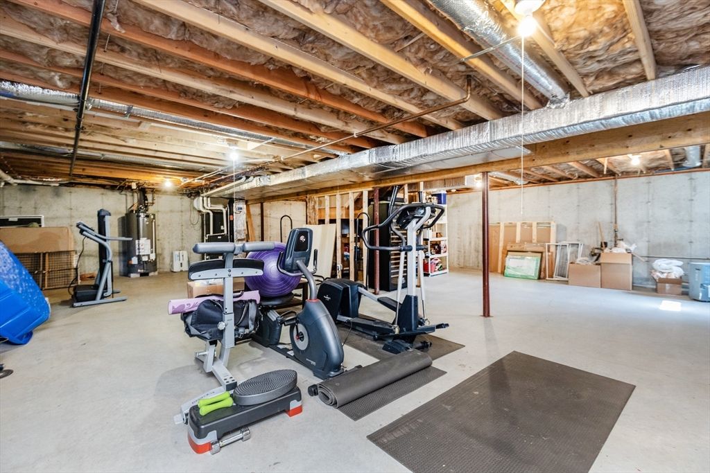 Fitness Equipment, Interior, Wooden Beams