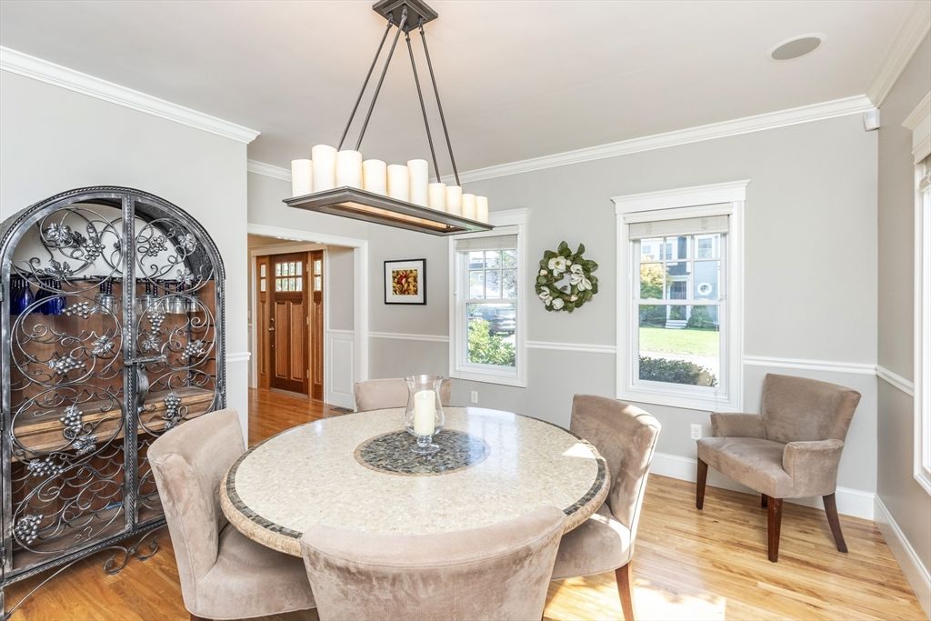 Chandelier, Dining room, Interior, Pendant Lights, Wood Texture Flooring