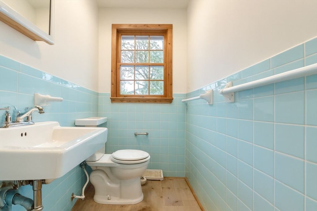 Bathroom, Interior, Wood Texture Flooring