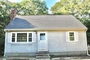 Exterior, Facade, Cape Cod
