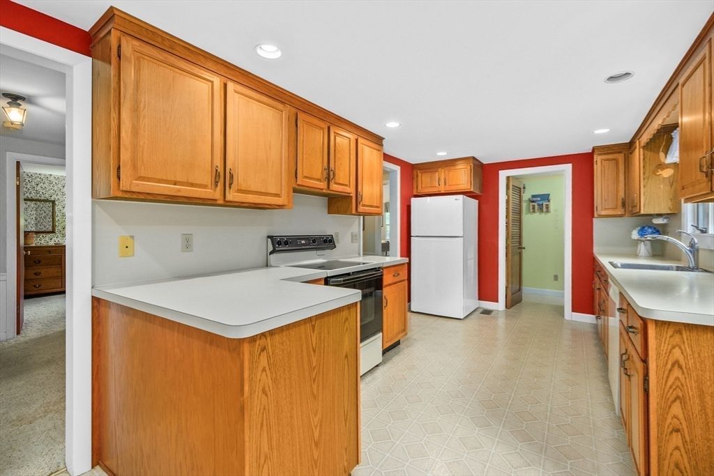 Interior, Kitchen, Recessed Lighting