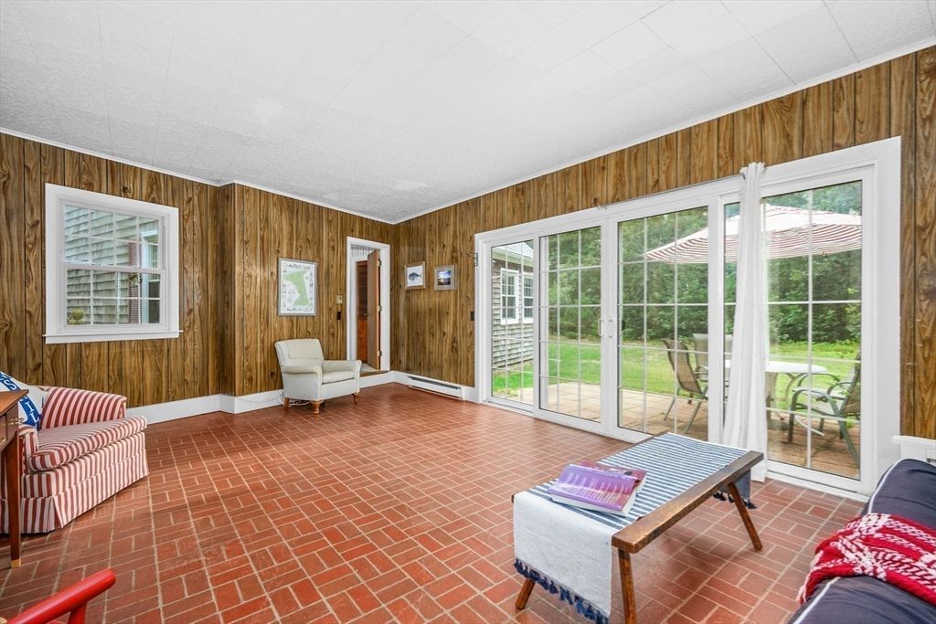 Interior, Wooden Walls