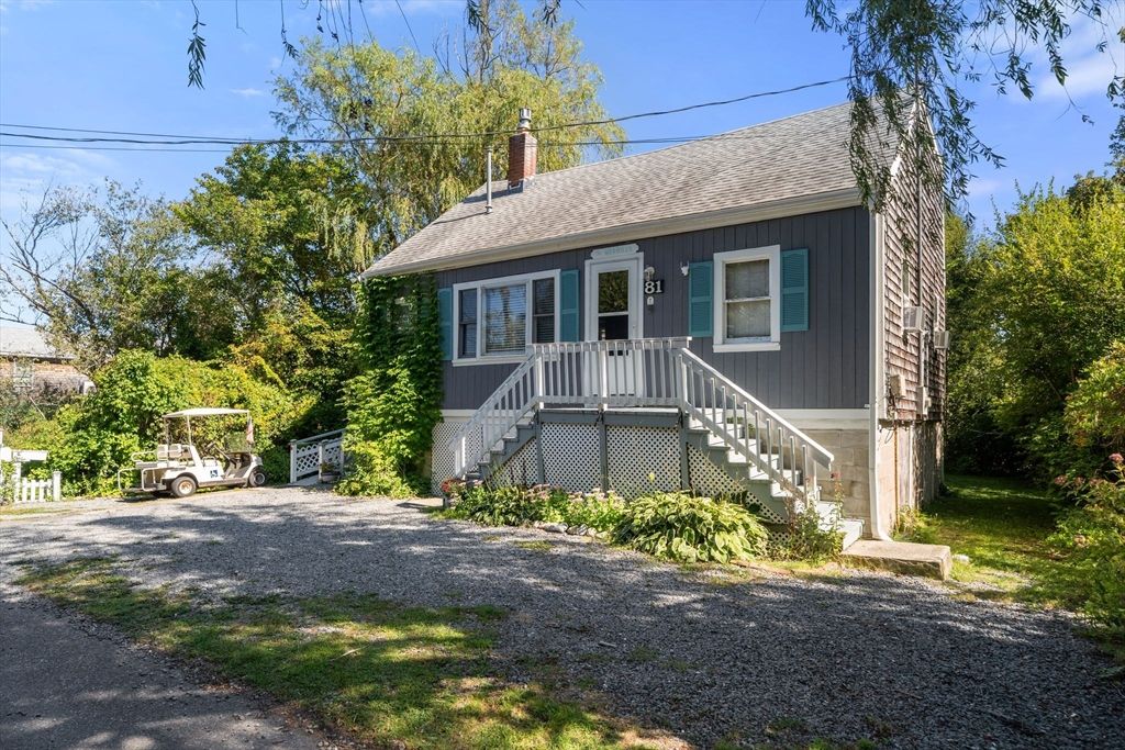 Backyard, Exterior, Facade, Cape Cod
