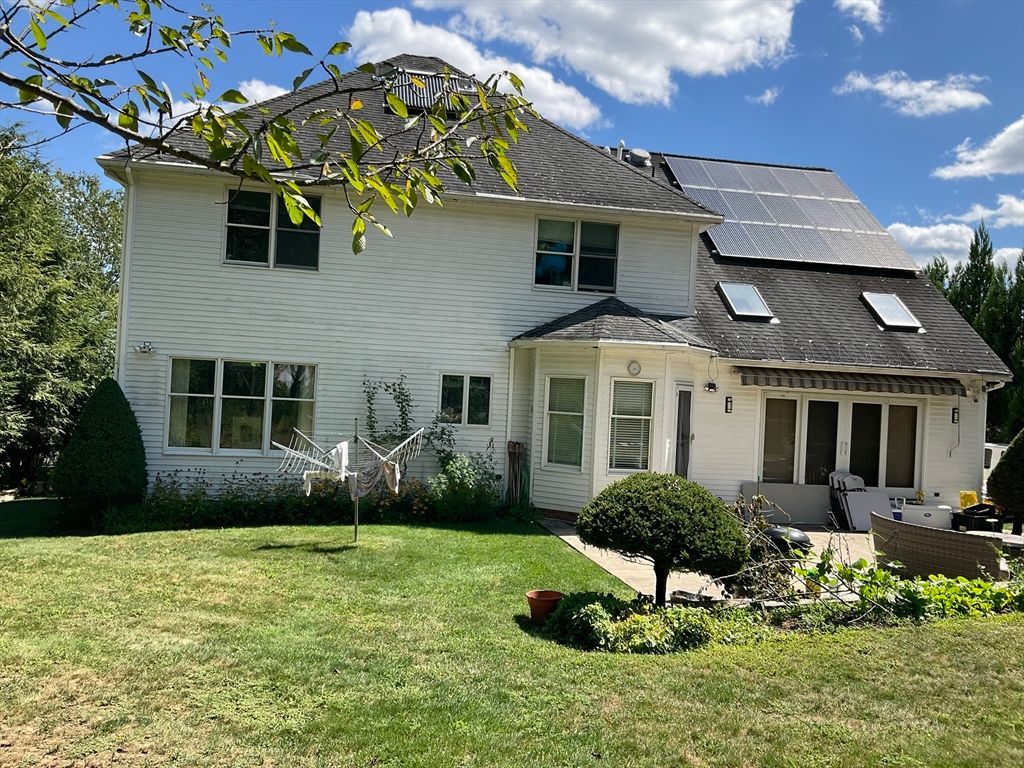 Exterior, Facade, Solar Panels, Queen Anne Victorian