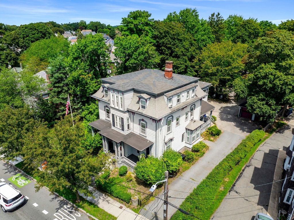 Exterior, Drone