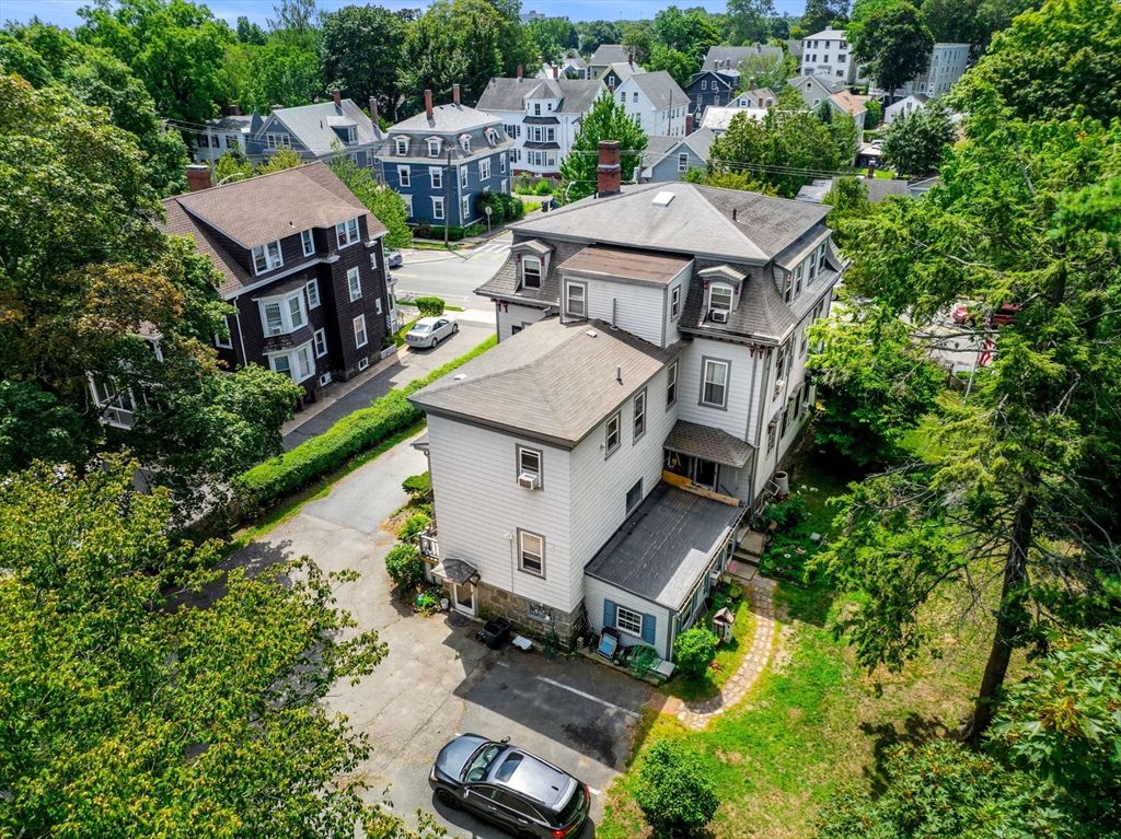 Exterior, Drone