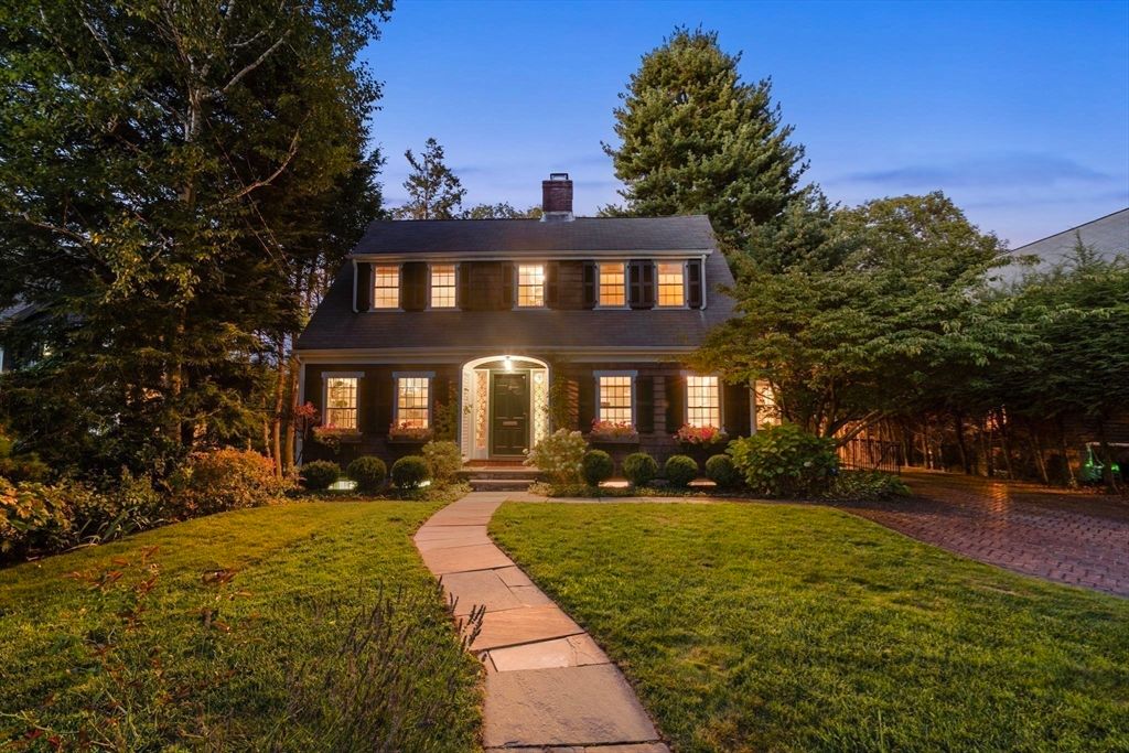 Backyard, Exterior, Facade, Georgian