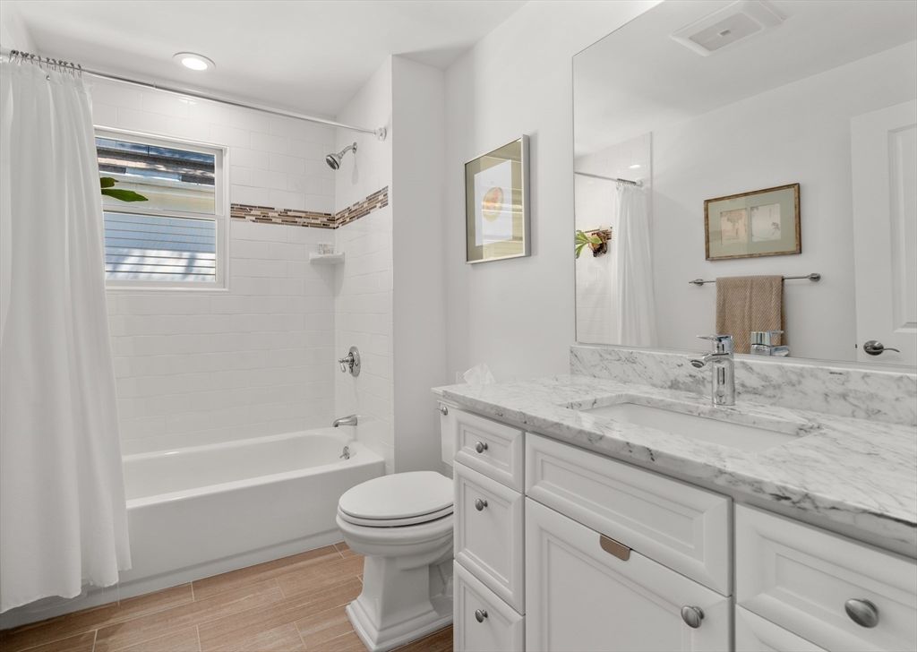 Bathroom, Interior, Recessed Lighting, Wood Texture Flooring