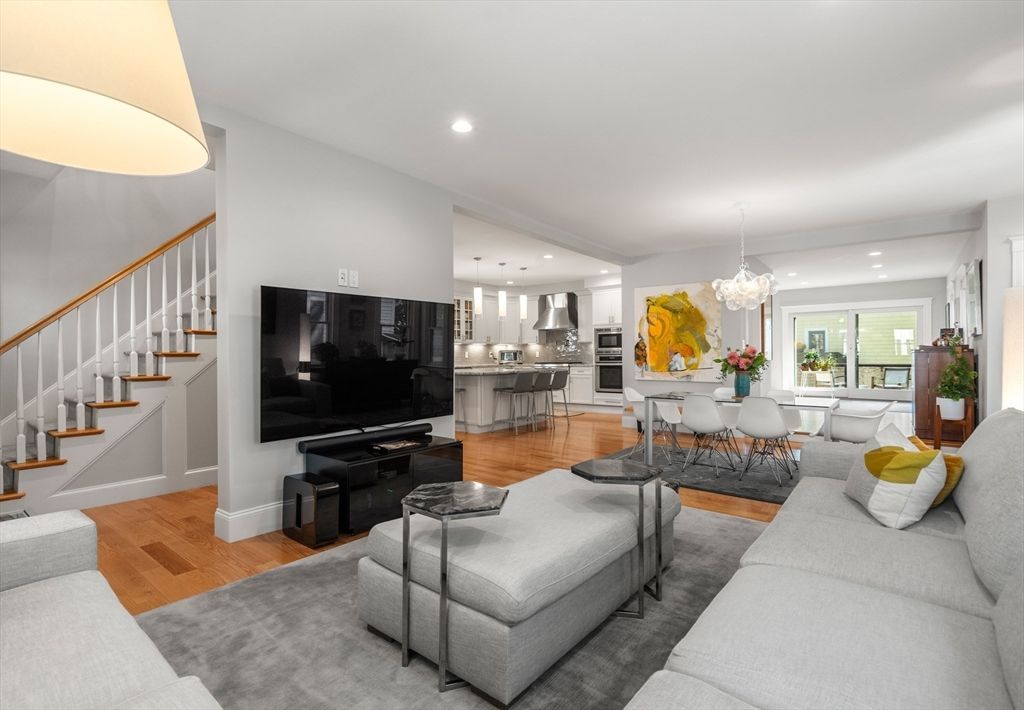 Chandelier, Dining room, Interior, Kitchen, Living room, Pendant Lights, Recessed Lighting, Wood Texture Flooring