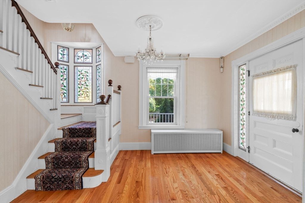 Chandelier, Interior, Wood Texture Flooring