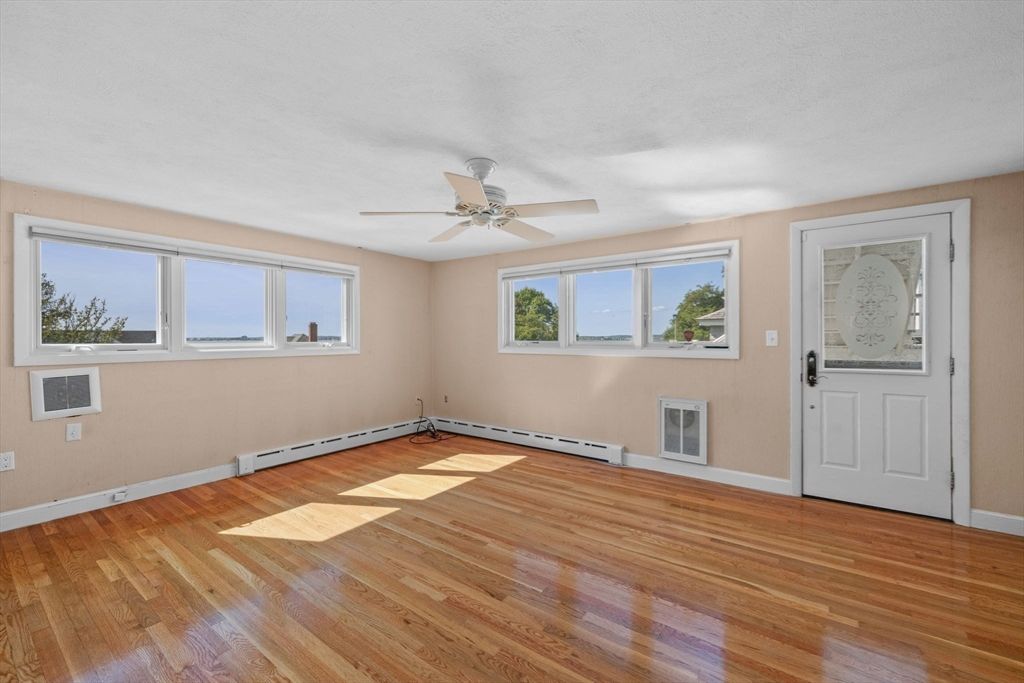 Empty room, Interior, Wood Texture Flooring