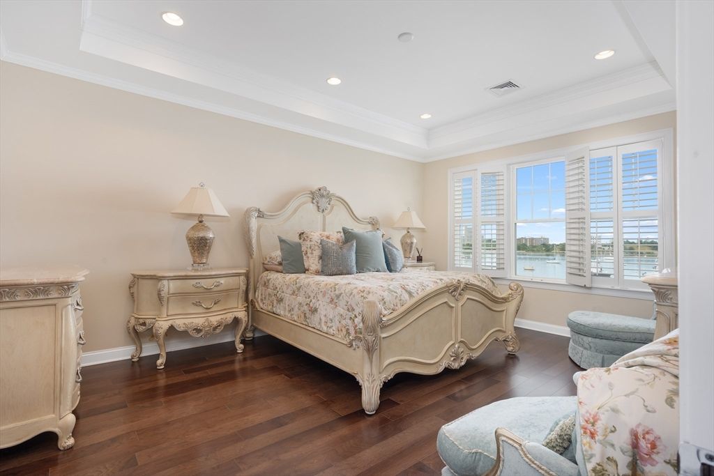 Bedroom, Interior, Recessed Lighting, Water, Wood Texture Flooring