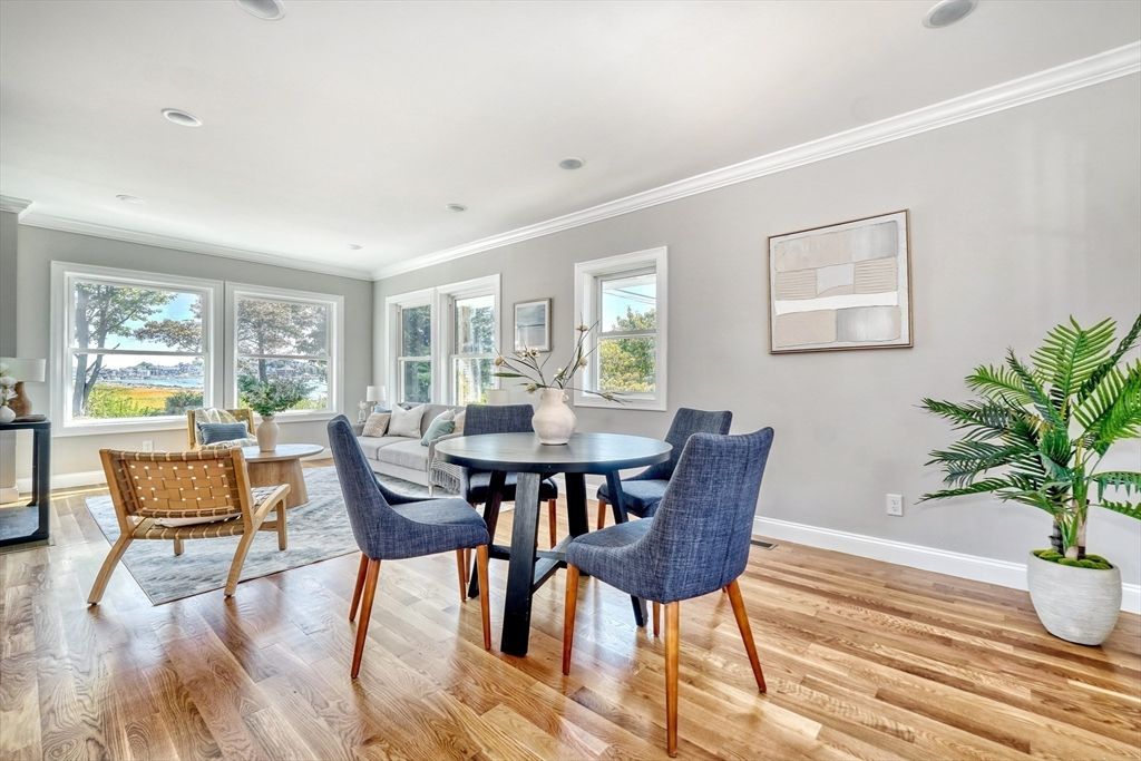 Dining room, Interior, Recessed Lighting, Wood Texture Flooring
