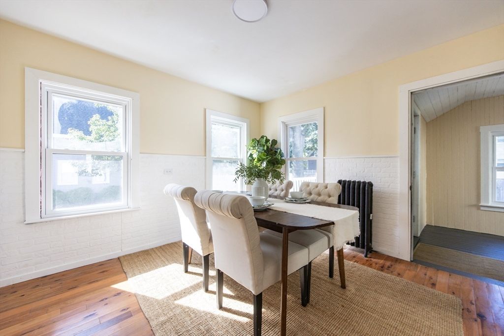 Dining room, Interior, Wood Texture Flooring