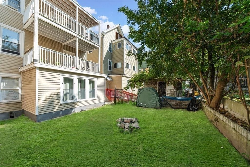 Backyard, Exterior, Playground