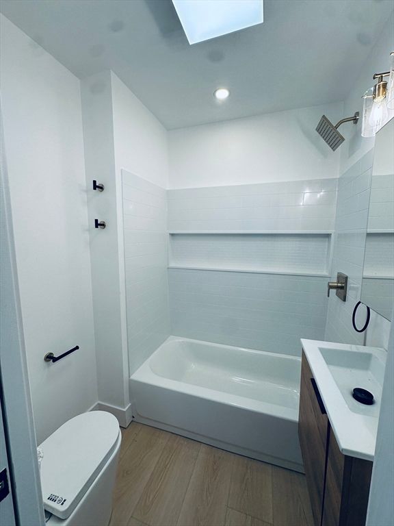Bathroom, Interior, Recessed Lighting, Wood Texture Flooring