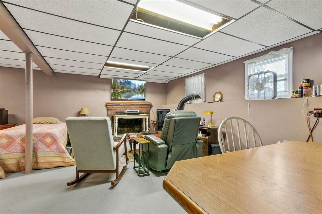 Fireplace, Home Office, Interior