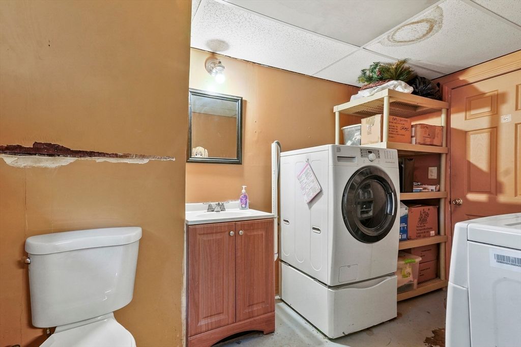 Interior, Washer