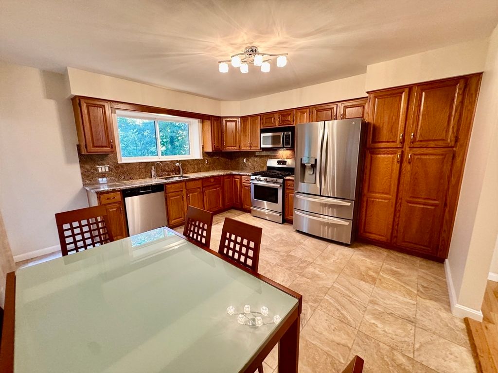 Dining room, Interior, Kitchen, Stainless Steel Appliances