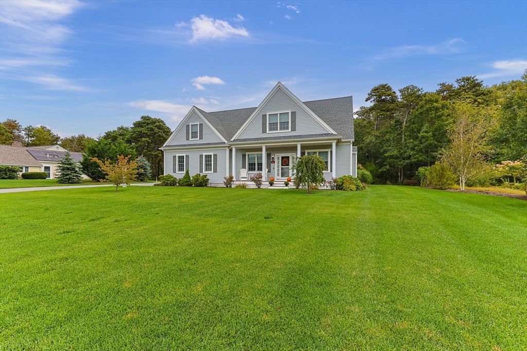 Backyard, Exterior, Facade, Farmhouse